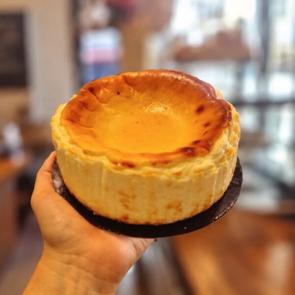 Pastel de queso en el obrador